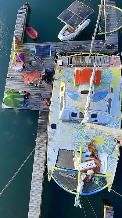 Voilier en cour de transformation